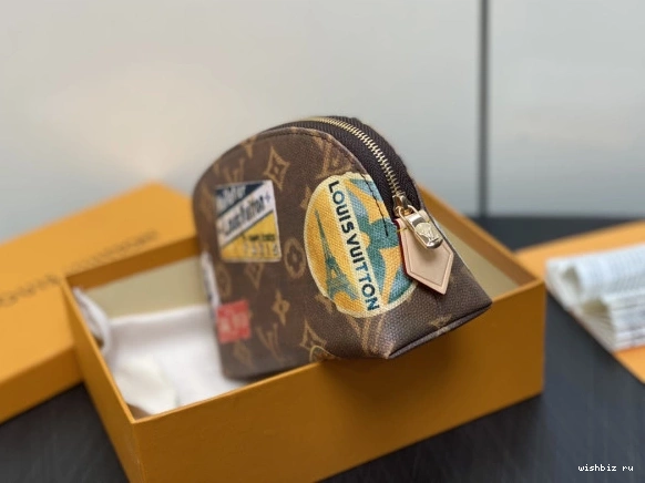 WIS COSMETIC POUCH Louis Vuitton 1113